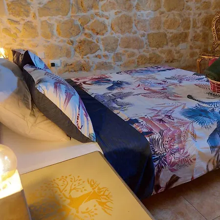 The Lyndee House