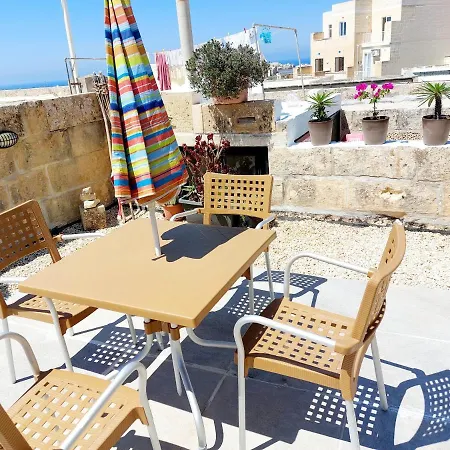 The Lyndee House Bed & Breakfast Nadur