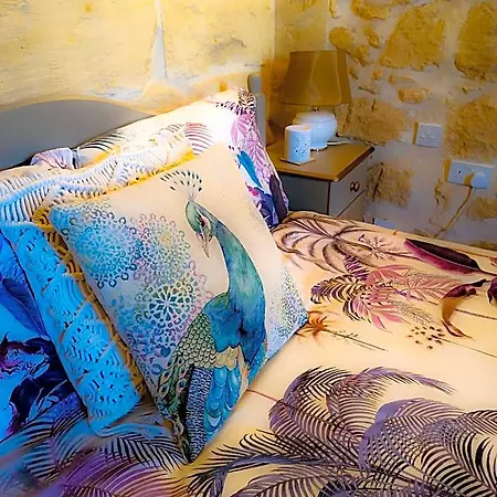 The Lyndee House 4*